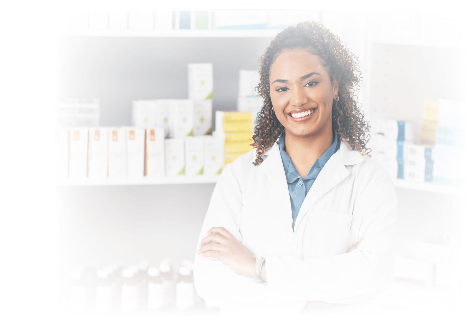pharmacist-with-arms-crossed_592238425
